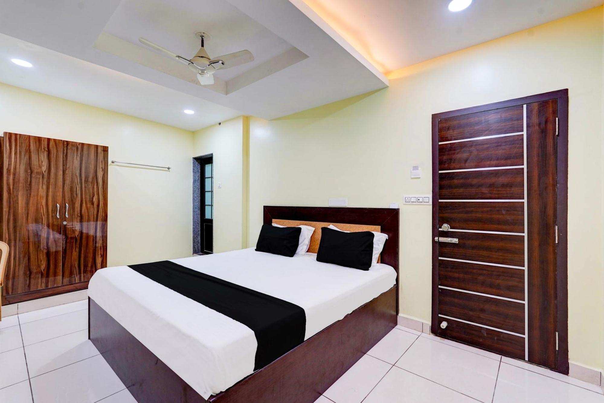 Super Hotel O Perungalathur Near Bus Stand Chennai Exteriör bild