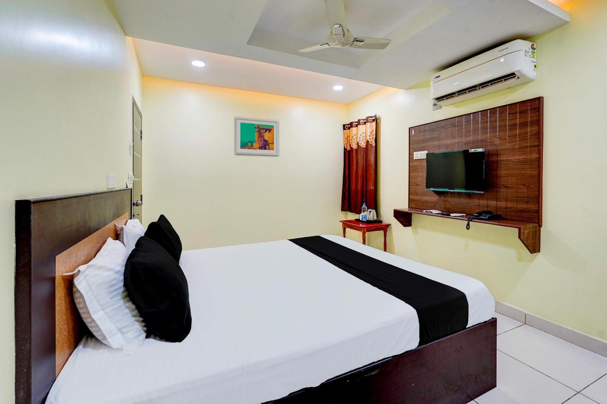 Super Hotel O Perungalathur Near Bus Stand Chennai Exteriör bild